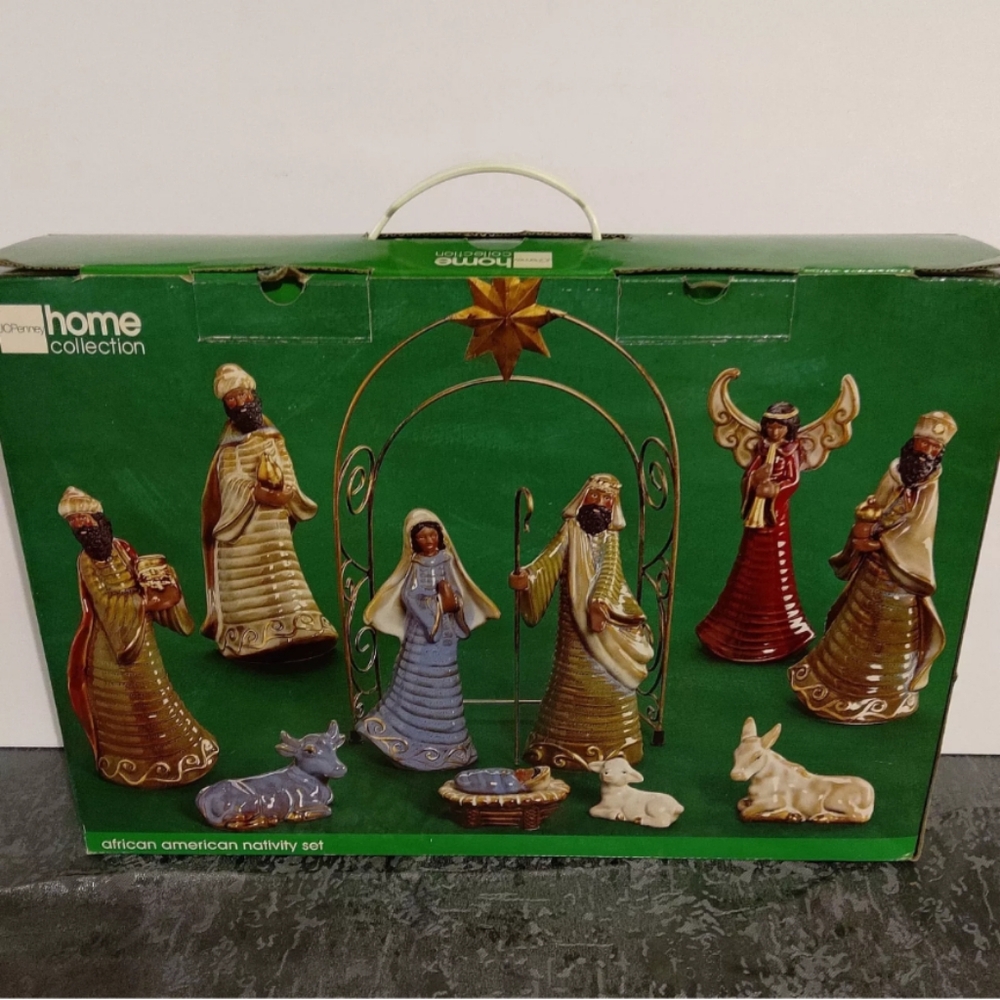NEW JCPenney Home Collection Ceramic Nativity . Full Set.